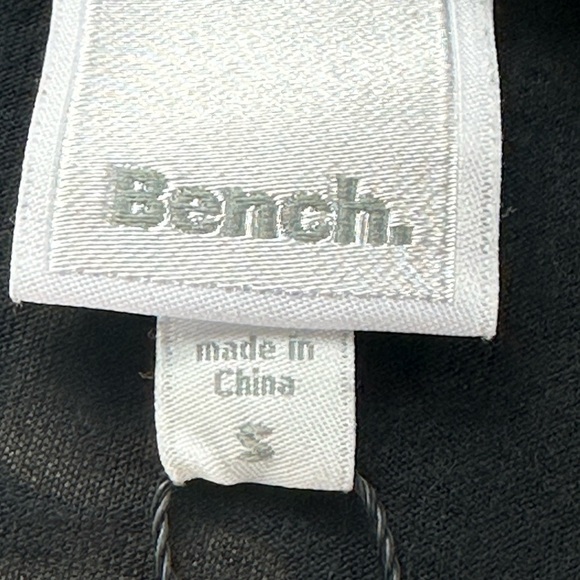 Bench Women's Short Sleeve Layered Workout Tank Shirt - Green Black - size Small - Picture 5 of 8